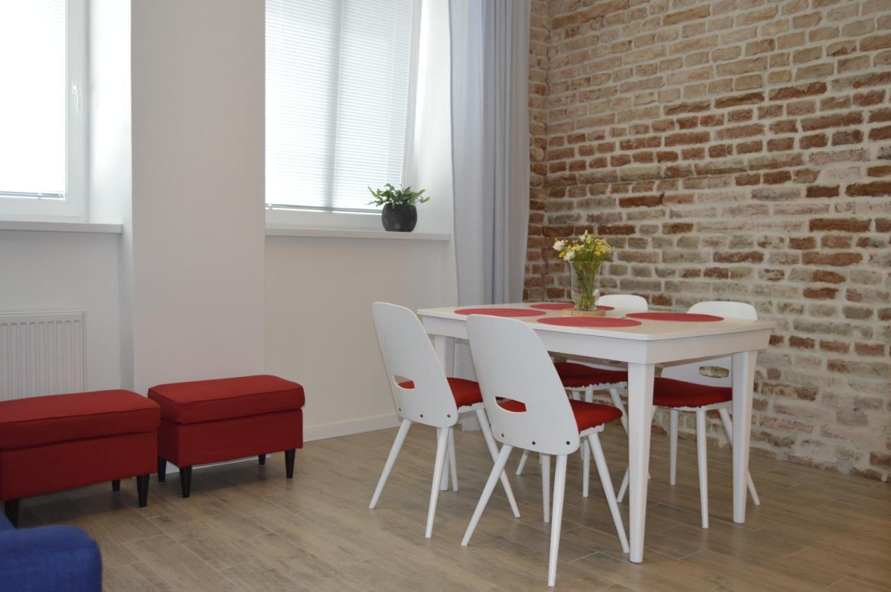 Pod Bilou Vezi Apartment Straznice Exterior photo